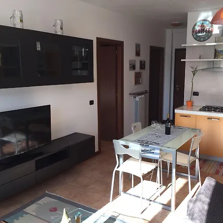 Isabella Apartament Baveno